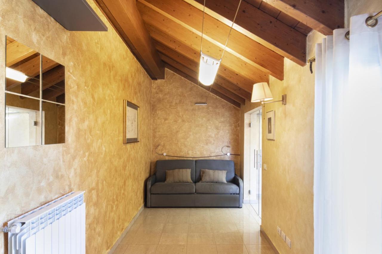 Easylife - Esclusivo Attico In S Babila Apartment Milan Luaran gambar