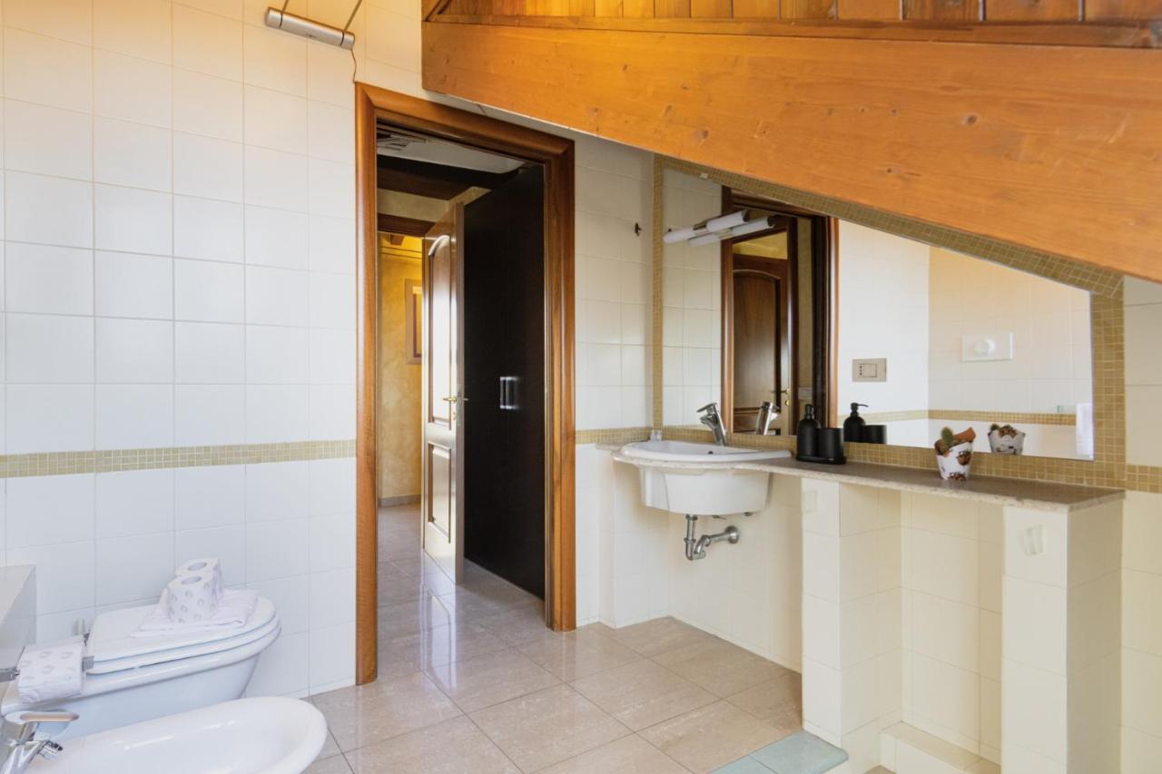 Easylife - Esclusivo Attico In S Babila Apartment Milan Luaran gambar