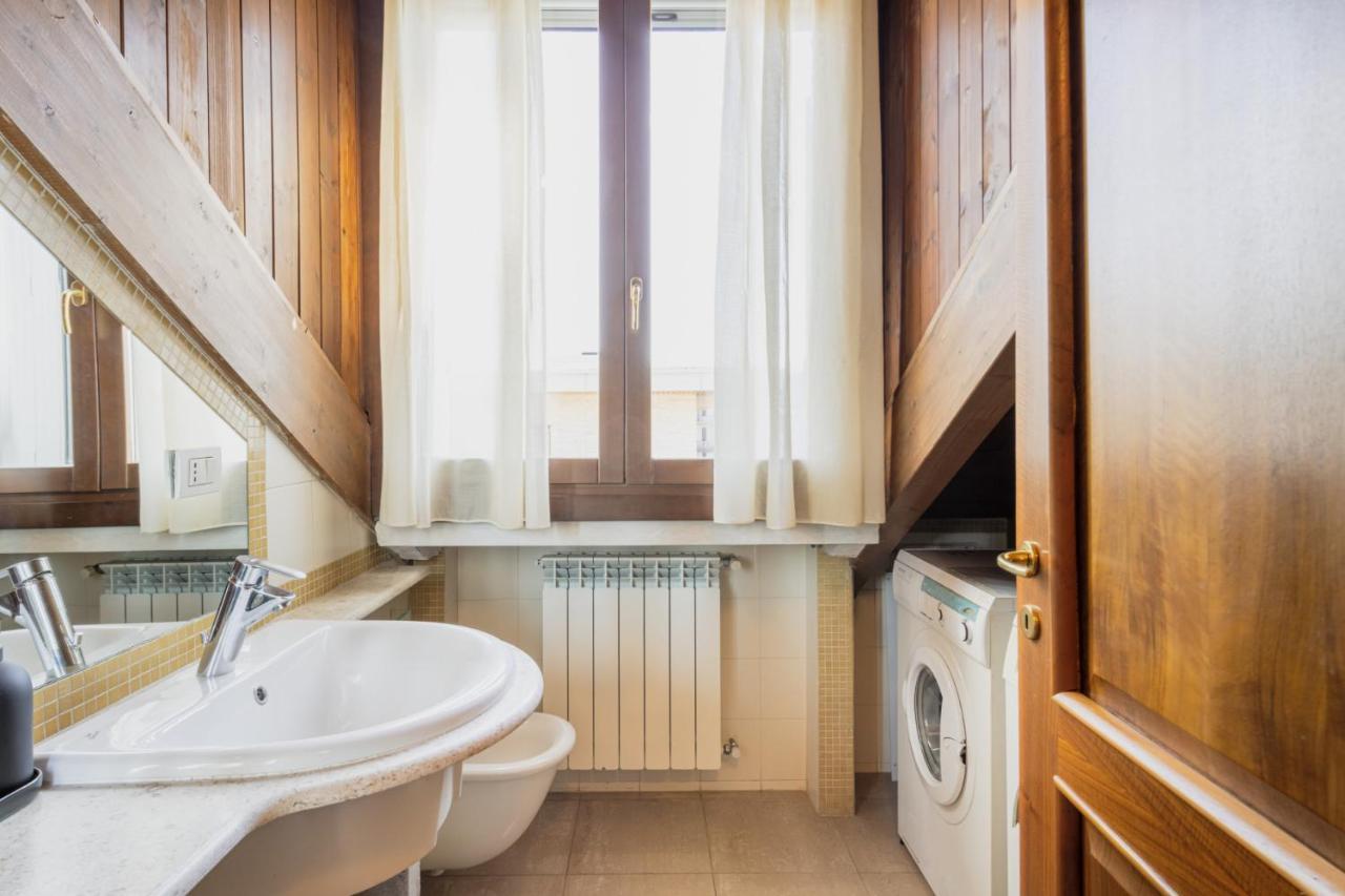 Easylife - Esclusivo Attico In S Babila Apartment Milan Luaran gambar