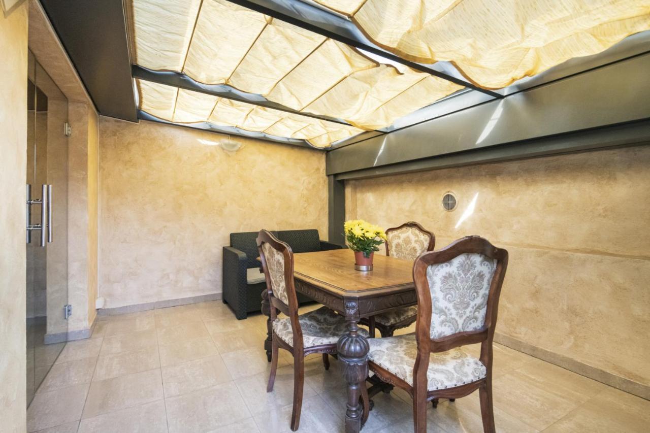 Easylife - Esclusivo Attico In S Babila Apartment Milan Luaran gambar