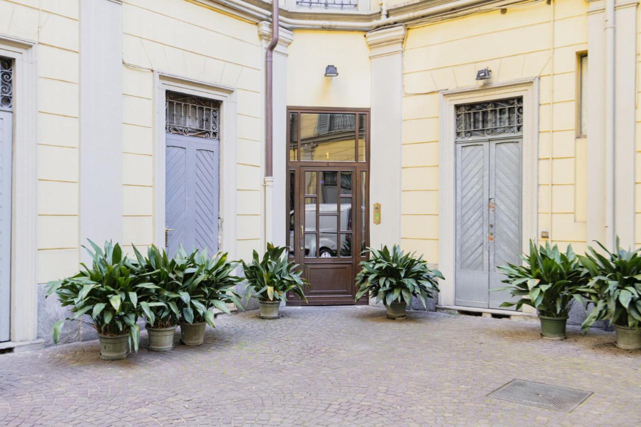Easylife - Esclusivo Attico In S Babila Apartment Milan Luaran gambar