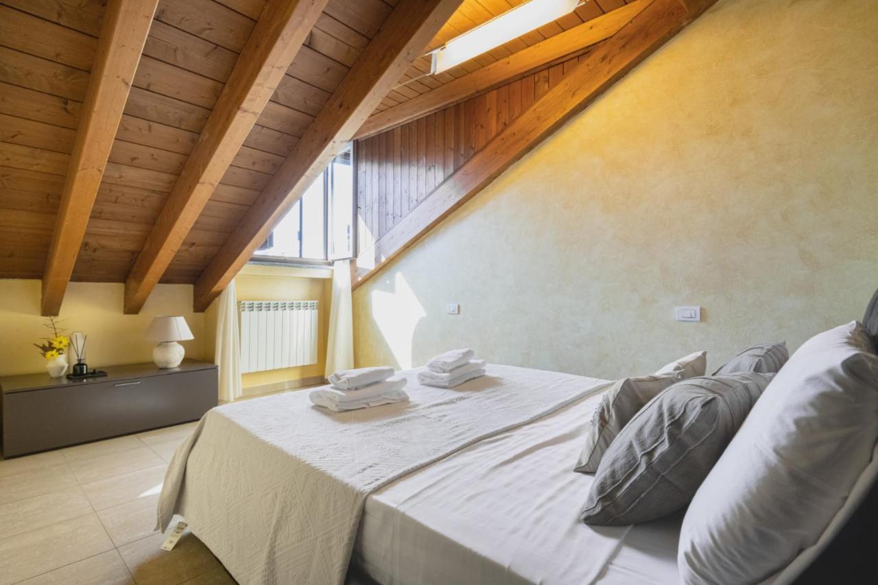 Easylife - Esclusivo Attico In S Babila Apartment Milan Luaran gambar